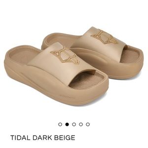 Naked wolfe tidal slides